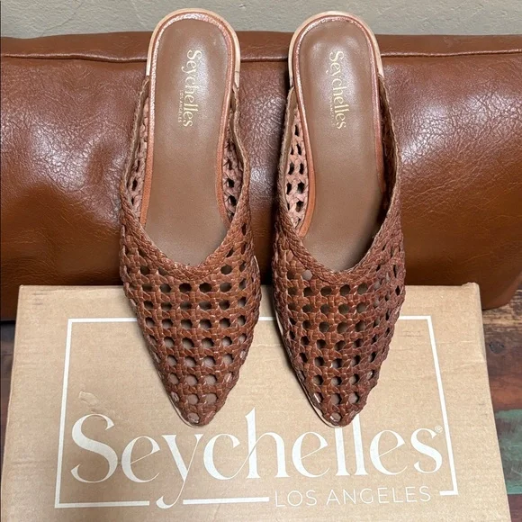 FP Seychelles Moonshine Mules - Picture 4 of 9